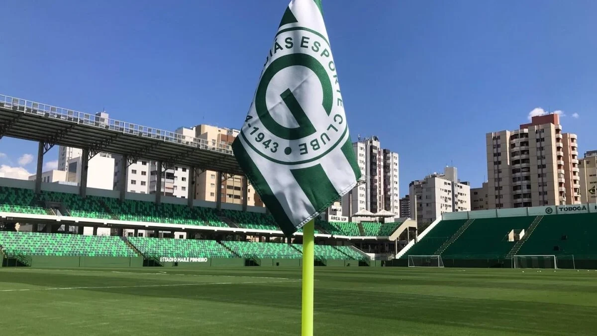 Goiás Esporte Clube vende naming rights da Serrinha por até R$ 90 milhões