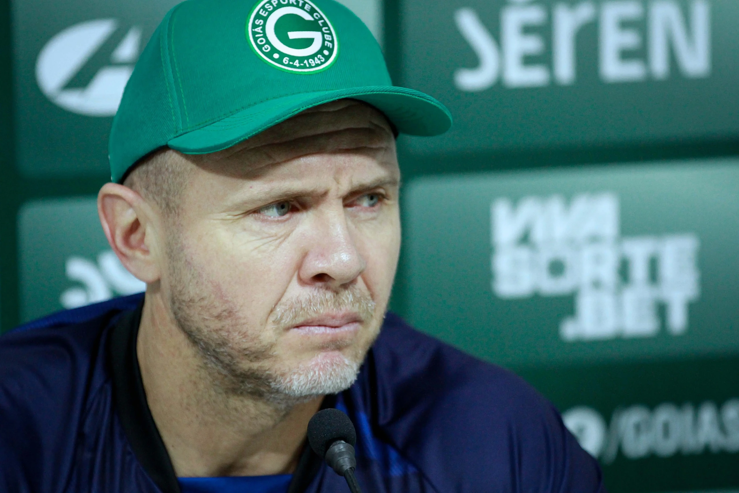 Goiás empata com CRB e técnico lamenta resultado frustrante