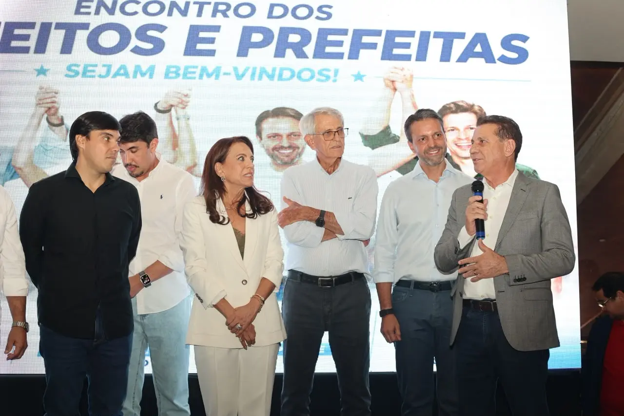 Gracinha Caiado recebe apoio de 60 prefeitos para o Senado