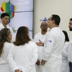 médicos especialistas sus