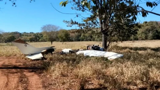 aviao-faz-pouso-forcado-com-300-kg-de-cocaina