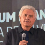 Ronaldo Caiado convidou promotor para ministério durante anúncio do plano para segurança - Foto reprodução