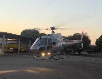 Operação do Corpo de Bombeiros reforça combate a incêndio no Parque Terra Ronca neste domingo (16)