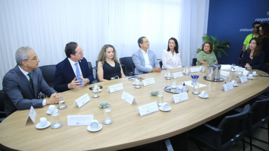 Assinatura do novo acordo para vagas em escolas foi assinado no MPGO - Foto João Vitor Simões - MPGO
