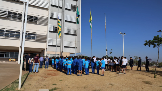 Aparecida de Goiânia realiza ato cívico com participação de estudantes