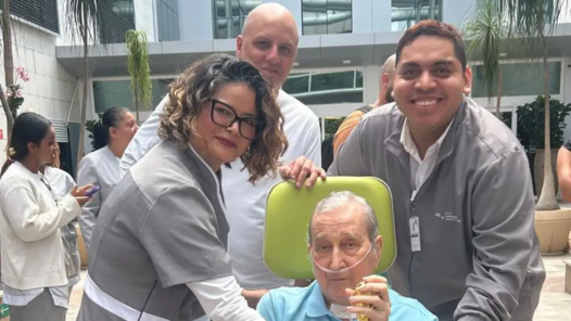 carlos_alberto_parreira_recebe_alta_apos_80_dias_internado01