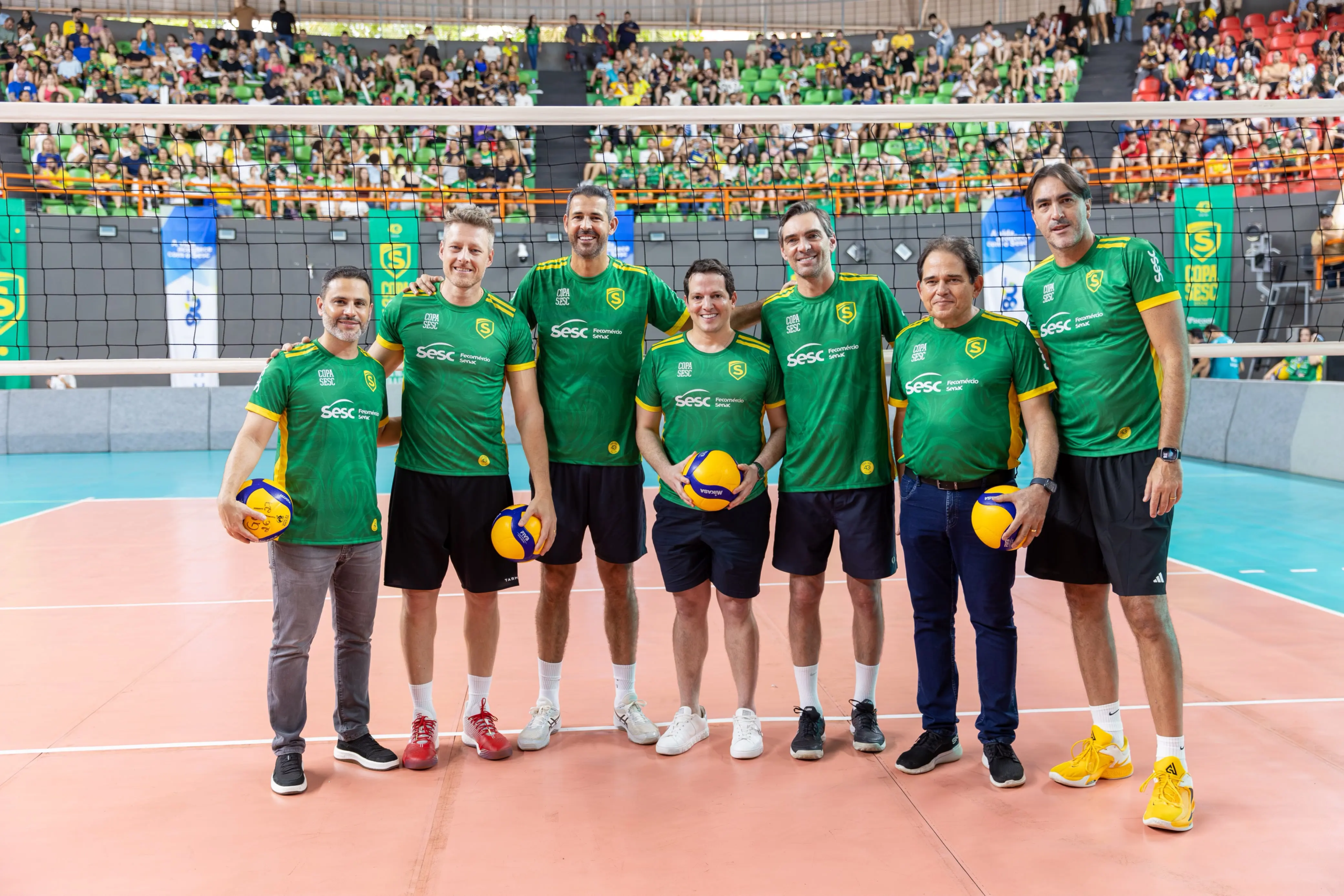 whatsapp-image-2026-09-14-at-14-14-39-scaled Ídolos do vôlei brasileiro abrilhantam lançamento da 40ª Copa Sesc