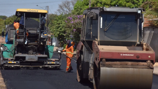 A Prefeitura de Aparecida de Goiânia realiza nesta semana serviços de recuperação asfáltica em diferentes bairros do município.