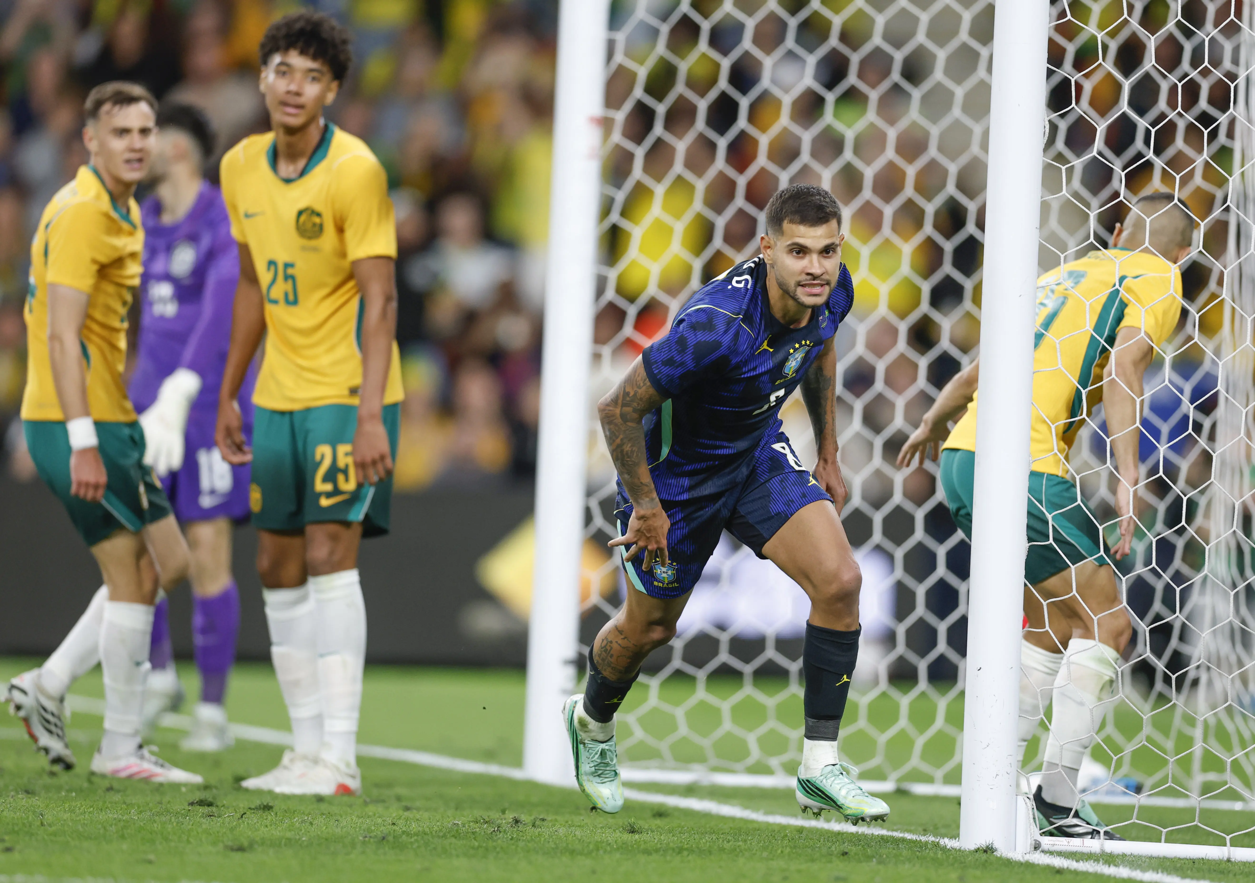 Bruno Guimarães - Gol Seleção