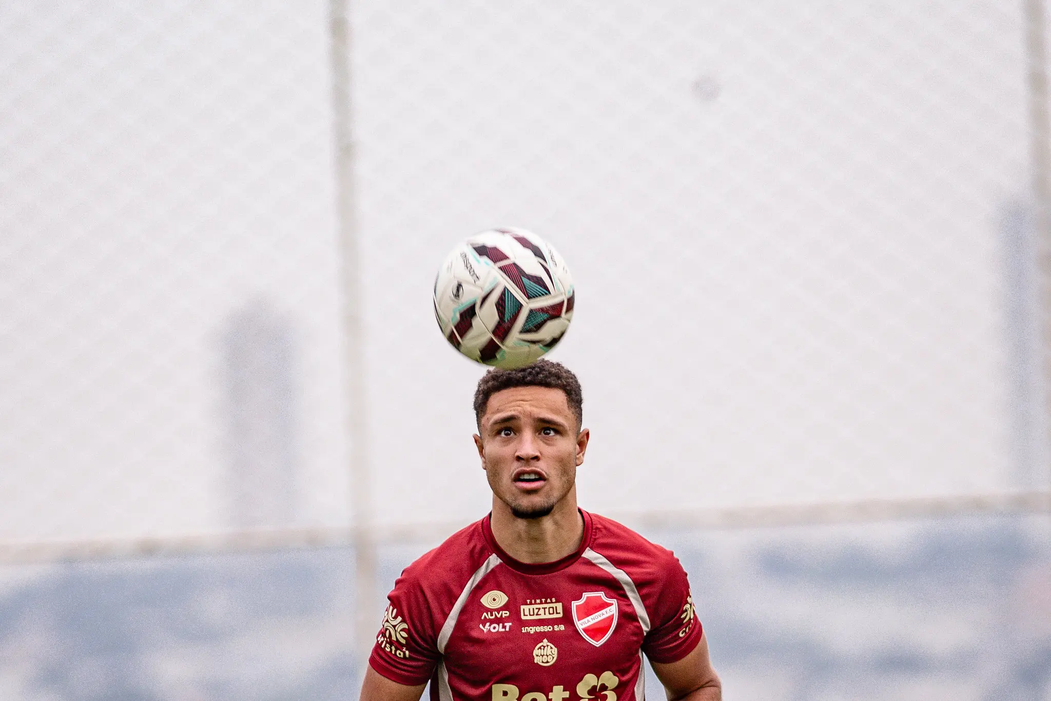 Vila Nova e Cuiabá se enfrentam pela Série B com ingressos esgotados