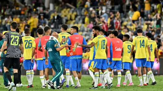 Seleção Brasileira durante amistoso contra a Austrália - Foto: Saeed Khan / AFP