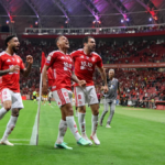 Alan Patrick marcou o segundo gol da vitória colorada no Beira-Rio.
