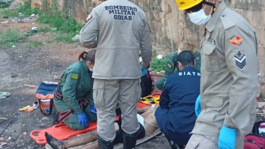homem sofre queda em goiânia