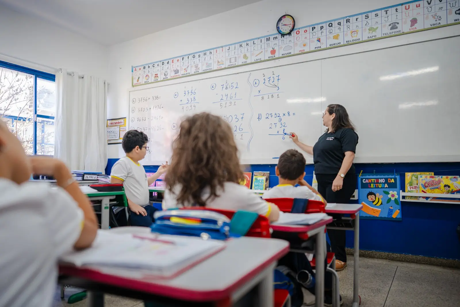Panorama: Educação regulamenta nova política de ensino em tempo integral em Anápolis